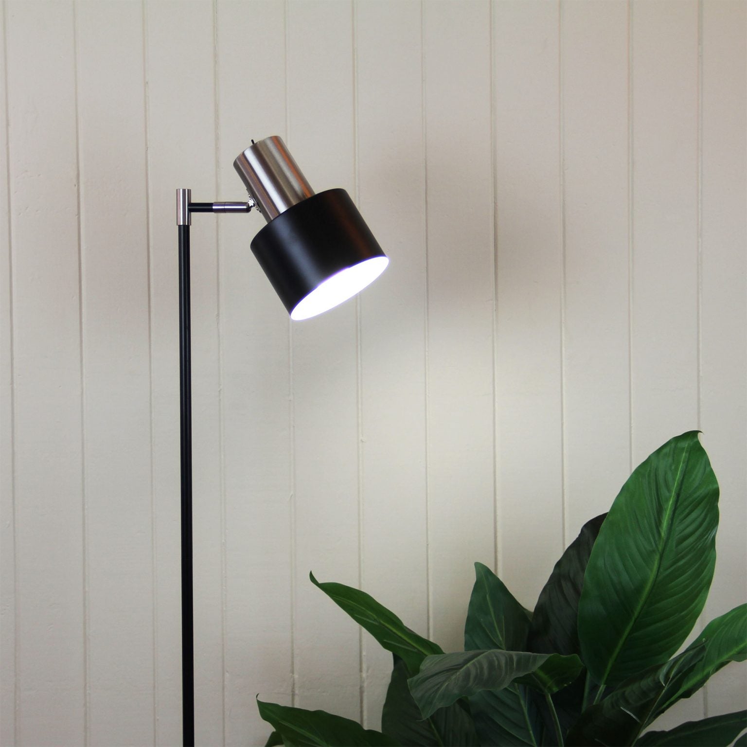 ARI FLOOR BC Floor Lamp